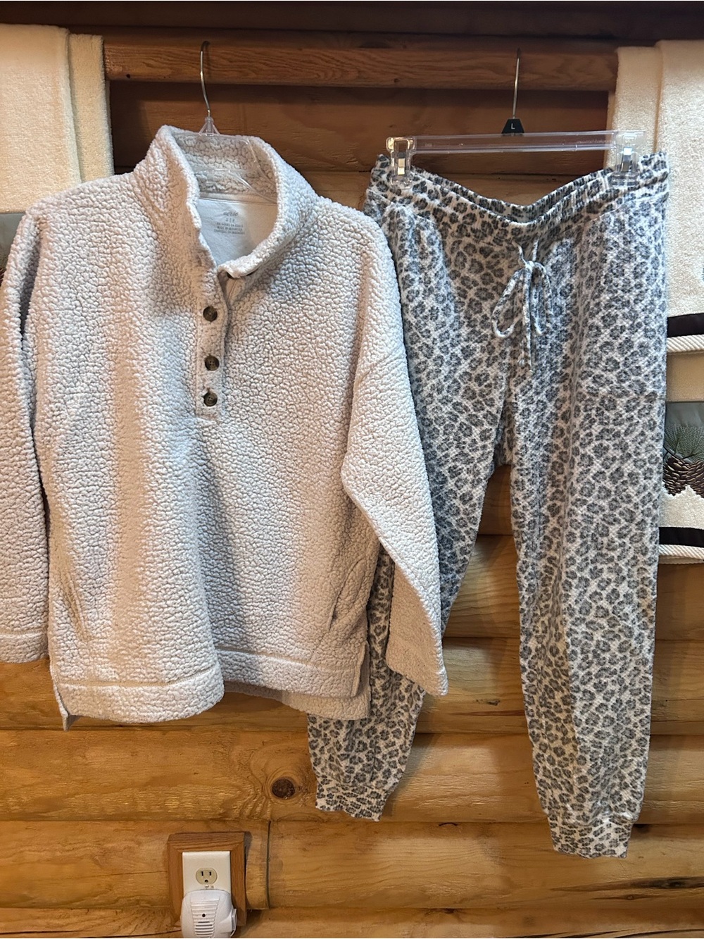 American Eagle/Aerie Lounge Set